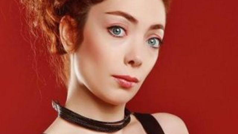 Akasya Asıltürkmen telefonda dolandırıldı