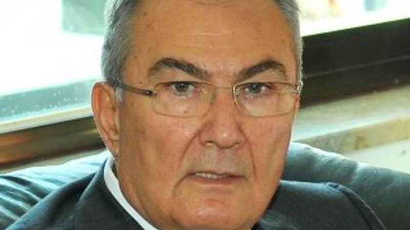 Deniz Baykal'dan CHP'ye tavsiyeler