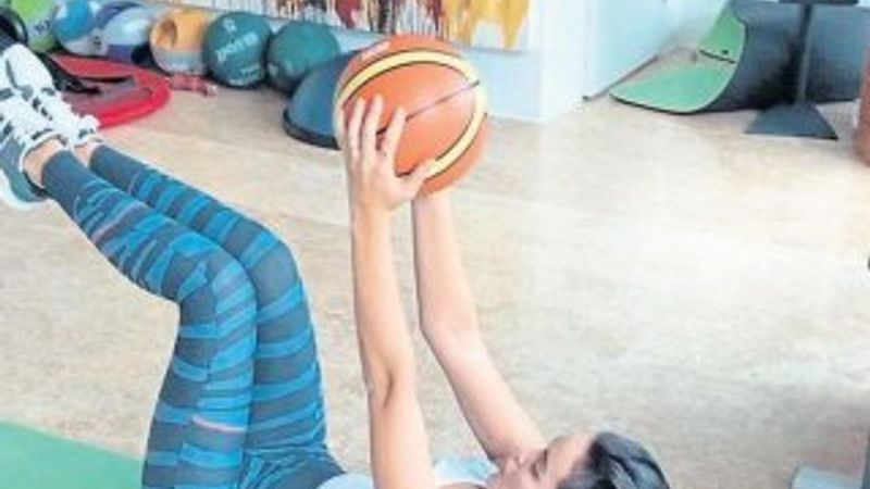 Zeynep Sever Demirel karantinada kas yaptı