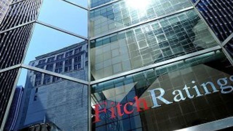 AB, Fitch'e ceza kesti