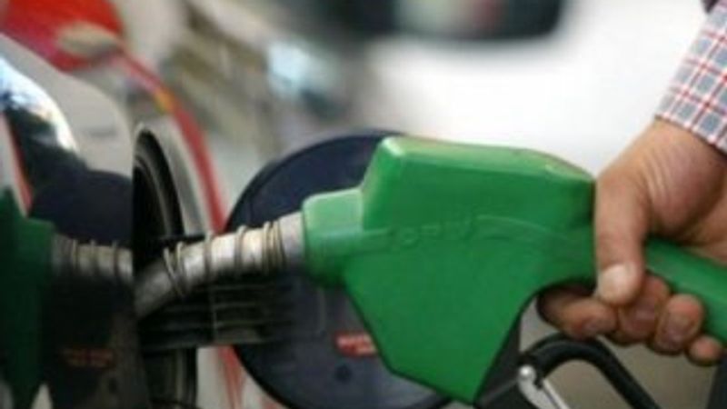 Akaryakıtçılar kredi kartından komisyon almayı düşünüyor