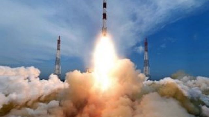 Dünya yörüngesinde uydu yarışı