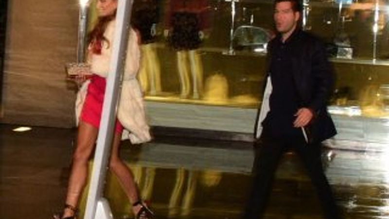 Özge Ulusoy sevgilisinden ayrıldı