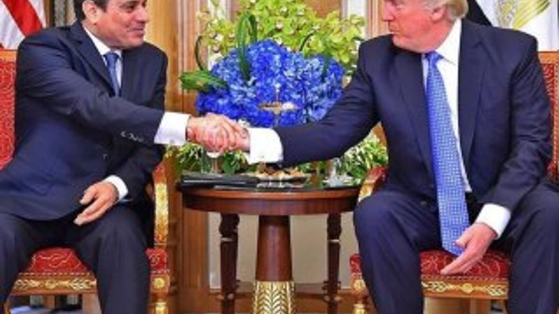 Trump'tan Sisi'ye: Nerede benim favori diktatörüm