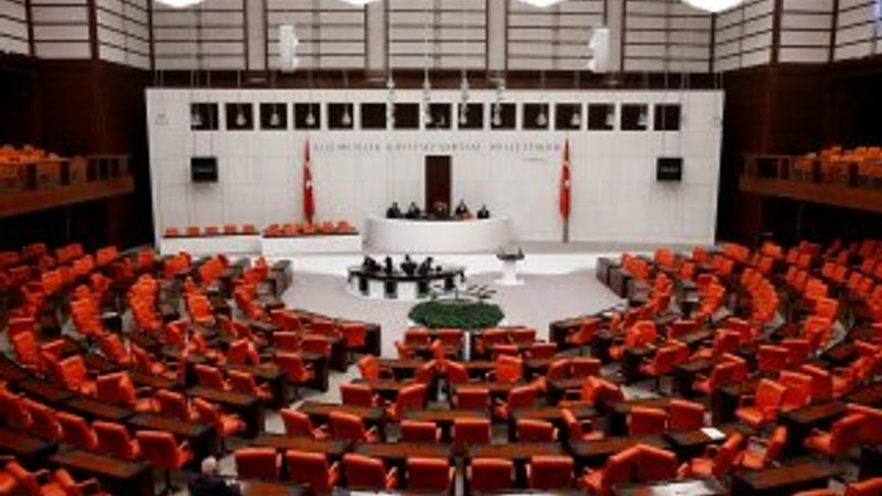 Milletvekillerini yoğun bir mesai bekliyor