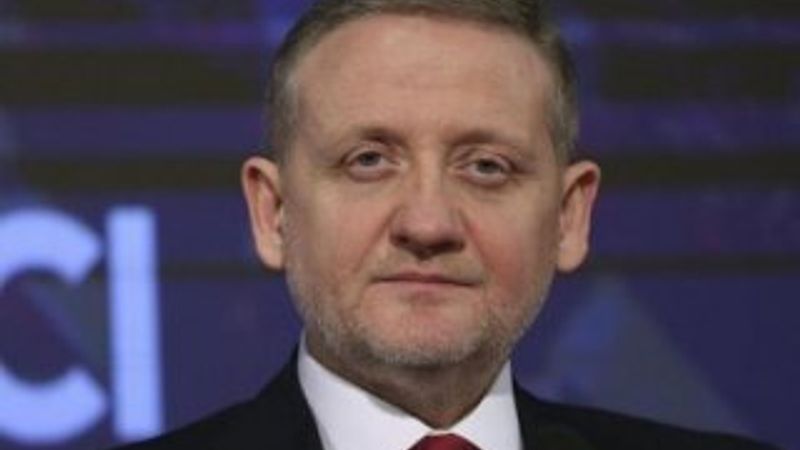 Gümüşdağ, İBB Meclisi'ndeki görevinden istifa etti