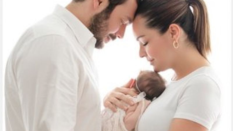 Bengü kızı için oda kiraladı