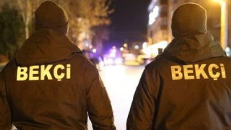 Bekçileri bıçakla yaralayan saldırgan vuruldu