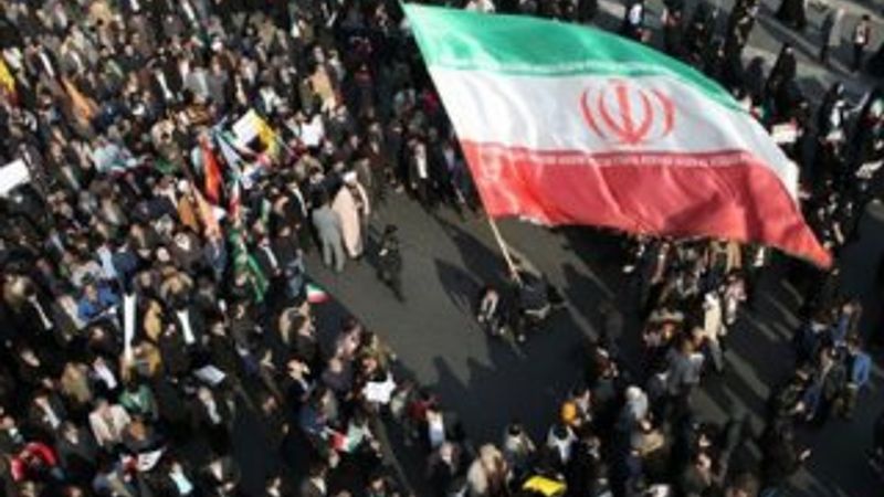 İran'da 2 binden fazla protestocu serbest bırakıldı