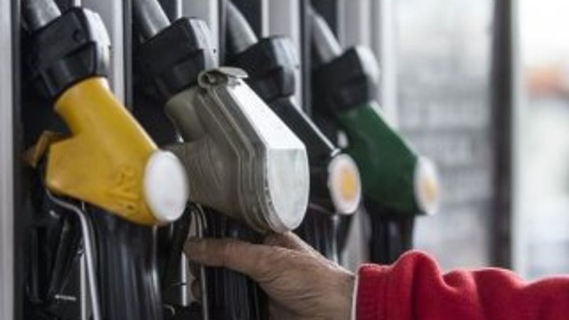 Akaryakıtta 5 yoldan vergi kaçırılıyor