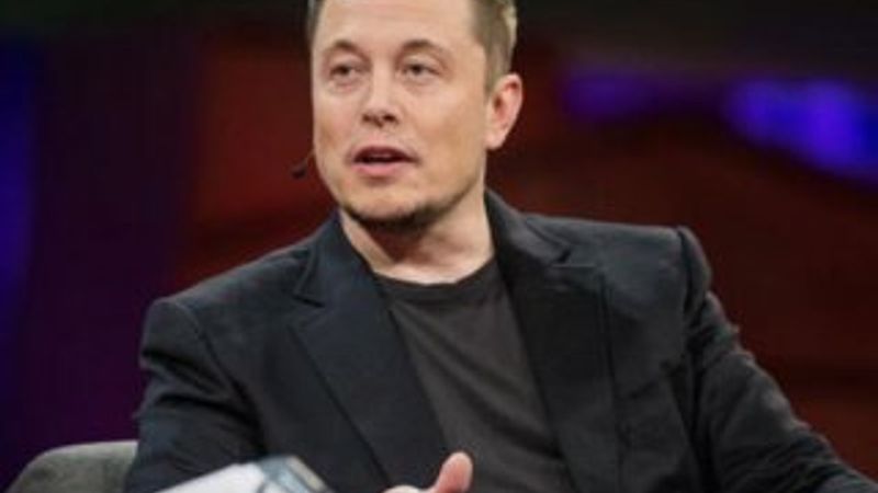 Elon Musk: Facebook'u silin gitsin