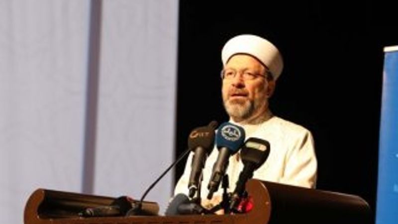 Diyanet İşleri Başkanı, umreden dönenleri uyardı