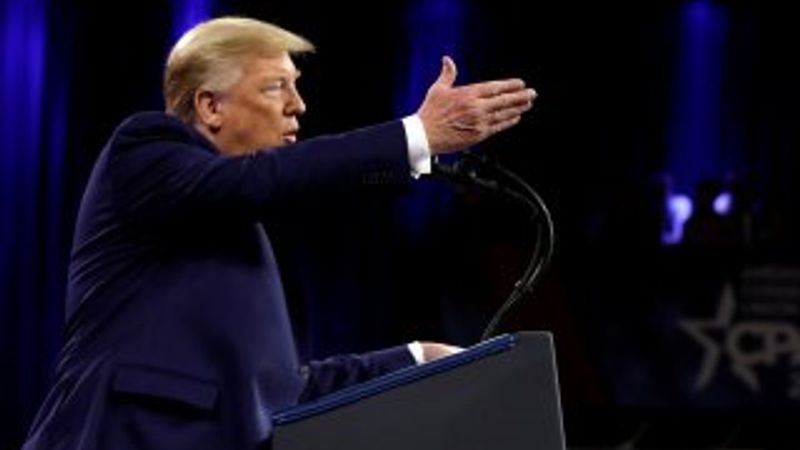 Trump halkı uyardı: Birlikte gezmeyin