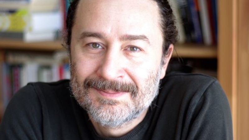 Afşin Kum ile romanı Kübra ve yazarlığı üzerine konuştuk