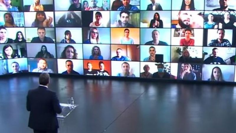 Sırbistan Cumhurbaşkanı Vucic'den online miting