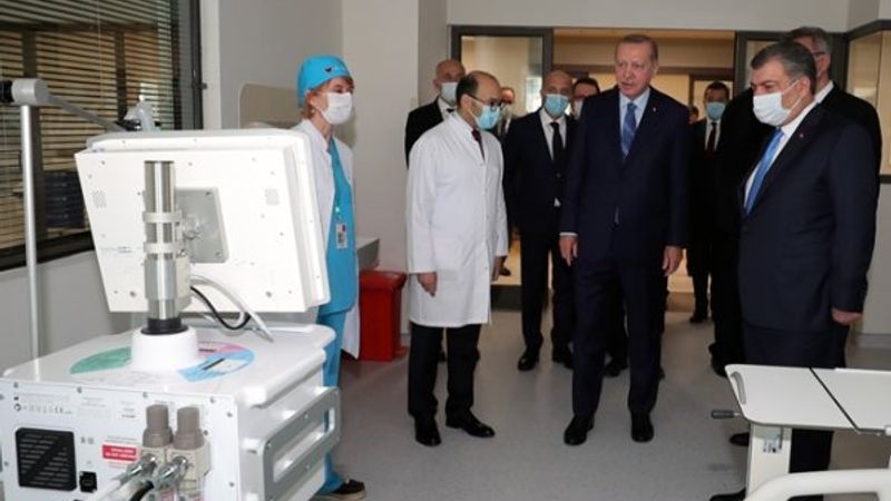 Erdoğan, Başakşehir'de yerli solunum cihazını inceledi