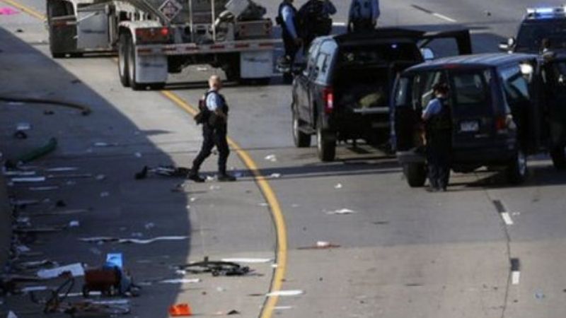 ABD'de, tankeri göstericilerin üzerine sürdü