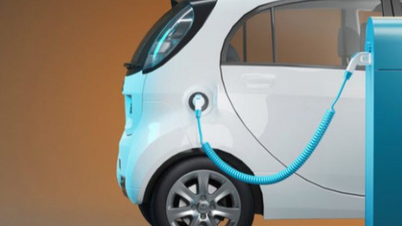 Almanya, şarj istasyonlarını zorunlu hale getiriyor