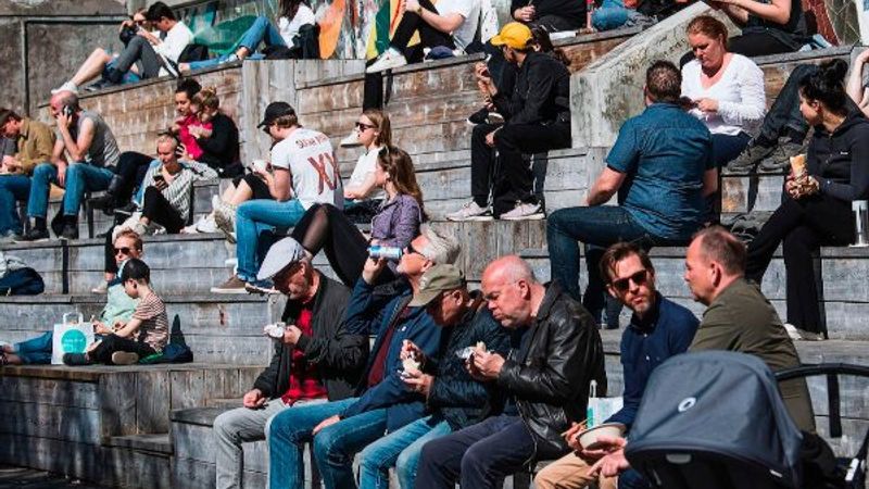 İsveç Başbakanı, sürü bağışıklığı stratejisini savundu