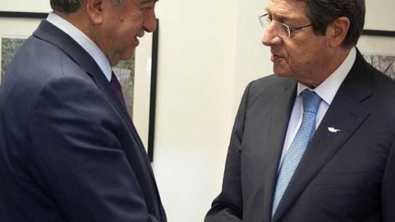 Anastasiadis'ten Mustafa Akıncı kazansın temennisi