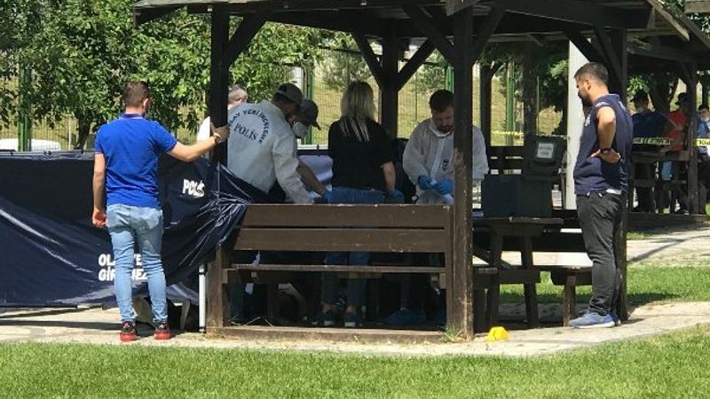 Eşiyle sevgili olan çocukluk arkadaşını öldürdü