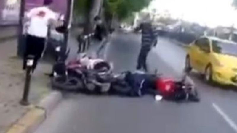 Kabataş'ta iki motosiklet çarpıştı: 4 yaralı