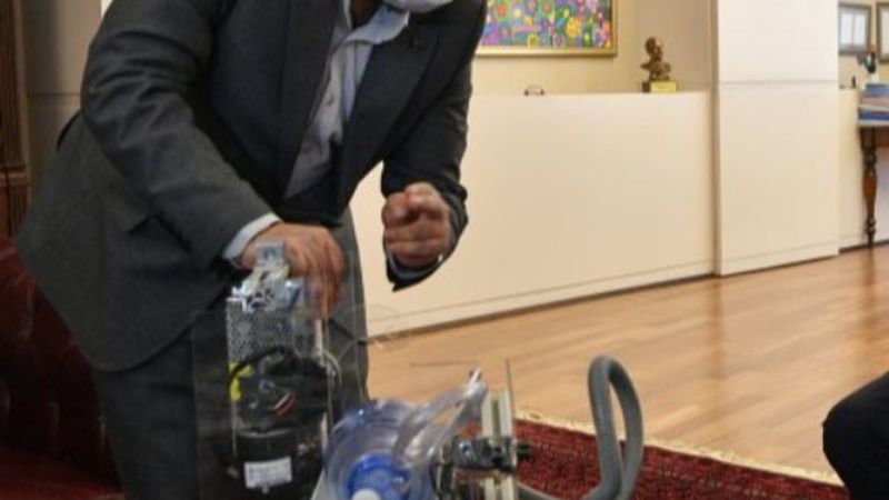 CHP'li Çiğli Belediyesi solunum cihazı üretti