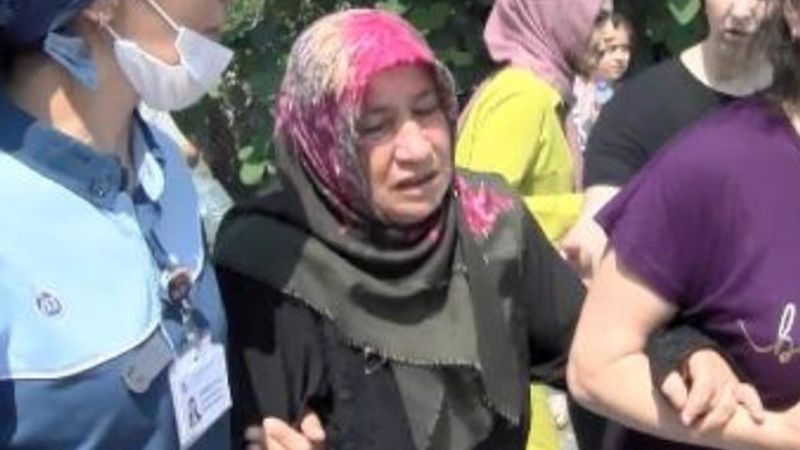 Beylikdüzü'ndeki binanın çatısı alev alev yandı