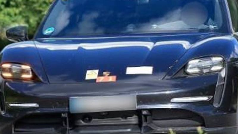 Porsche Taycan Cross Turismo'nun görüntüleri sızdırıldı