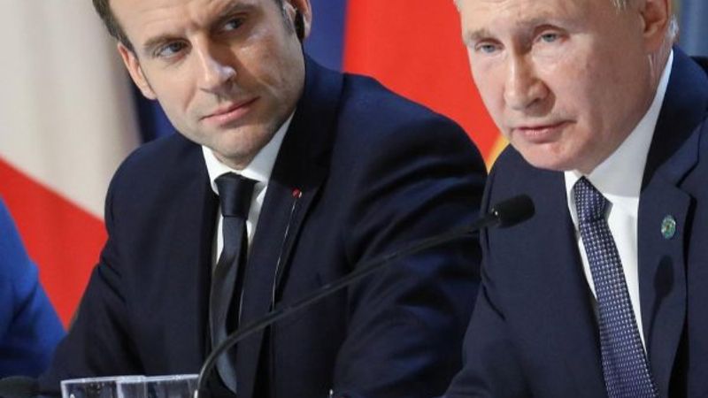 Putin ve Macron Libya'yı görüşecek