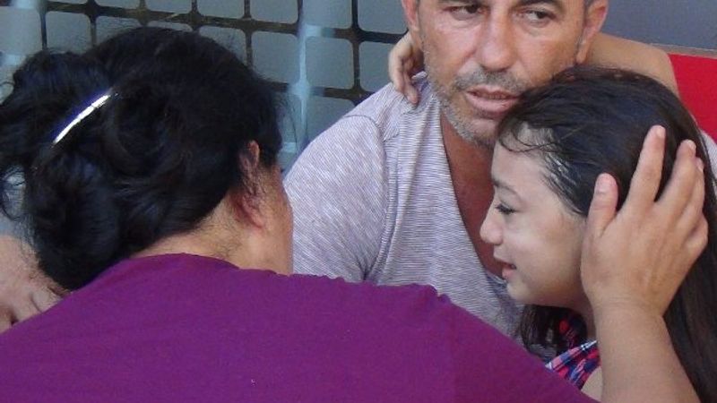 Antalya'da kaza yapan baba ve kızı yaralandı