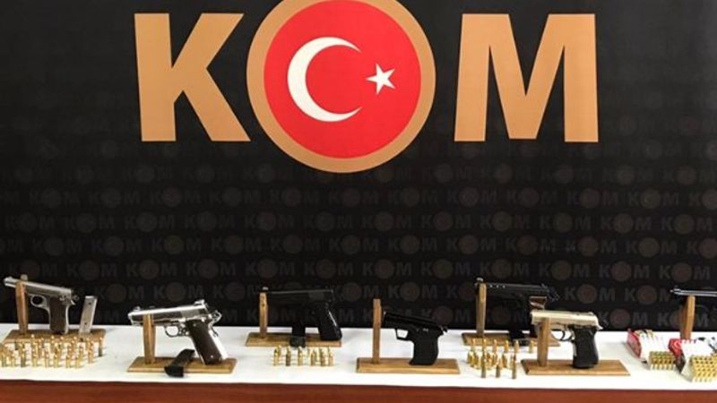 Tekirdağ'da polisten kaçan şüpheli belini kırdı