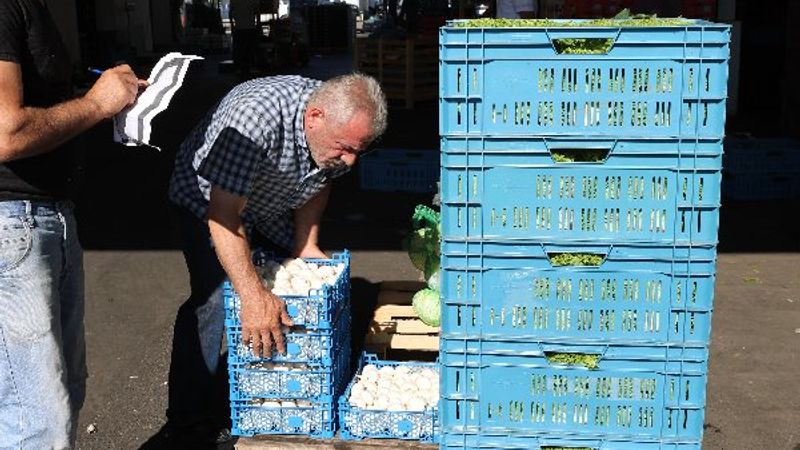 Almanya'da kapatılacak sebze hali Türk esnafı mağdur etti