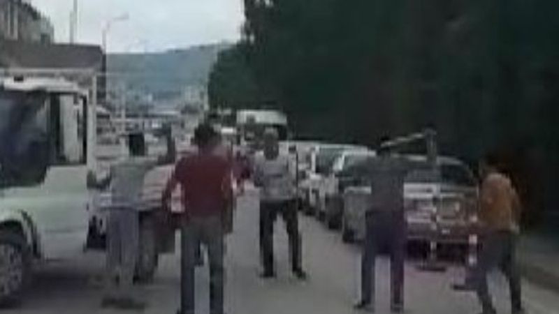 Bursa'da iki grup arasında levyeli kavga