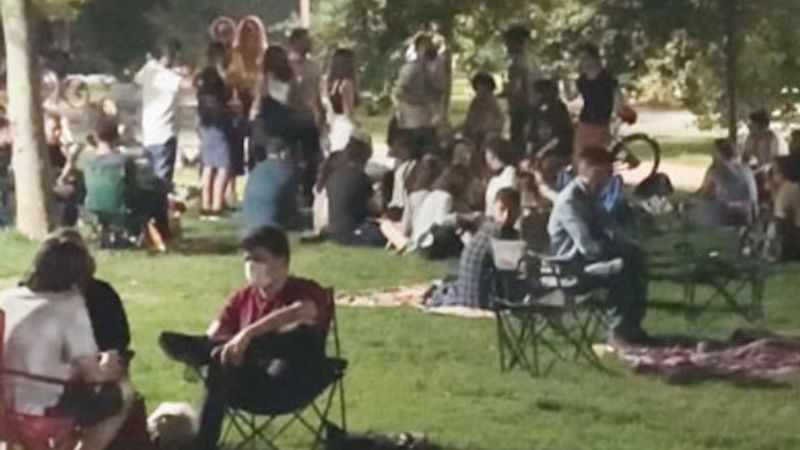 Moda sahilinde dans edenlere 31 bin 500 TL ceza kesildi