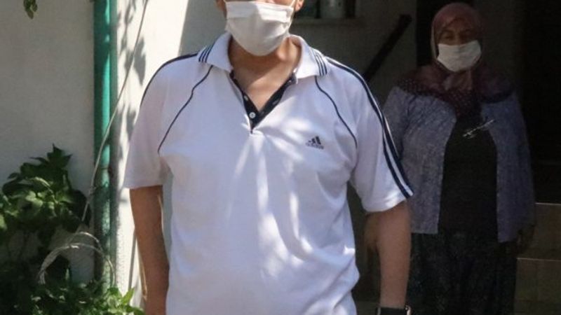 İzmir'de koronadan kurtulan genç, yaşıtlarını uyardı