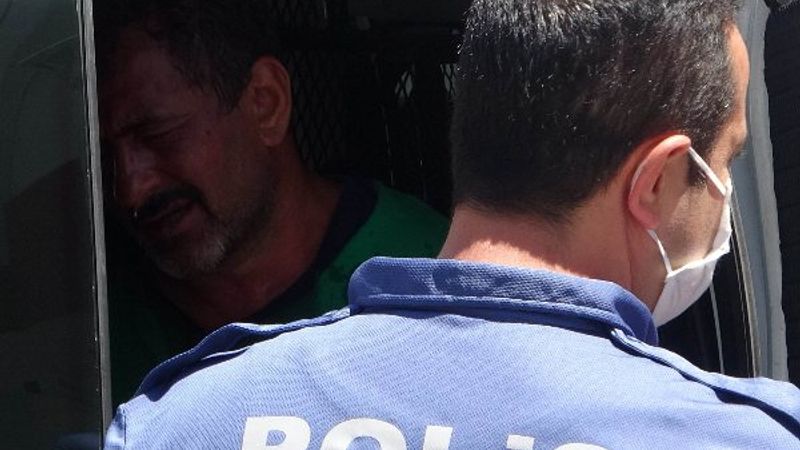 Kayseri'de, kıskandığı kadını bıçakladı