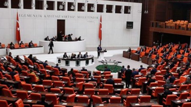 CHP, internet medyasının isteğini Meclis'e taşıdı