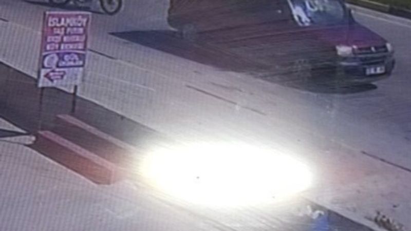 Isparta'da, yavaşlayan araca çarpan motosikletli