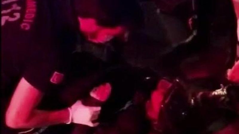 Silivri'de kamyonun çarptığı motosikletli yaralandı