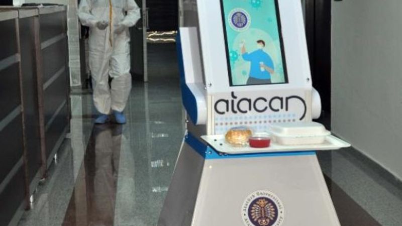 Erzurum'da kullanılan hemşire robot: Atacan