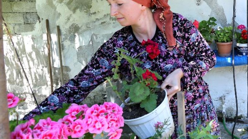 4 dil bilen Rus kadın Bursa'da çiftçilik hayalini yaşıyor