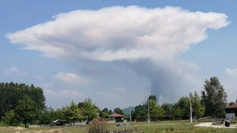 Sakarya'da havai fişek fabrikasında patlama