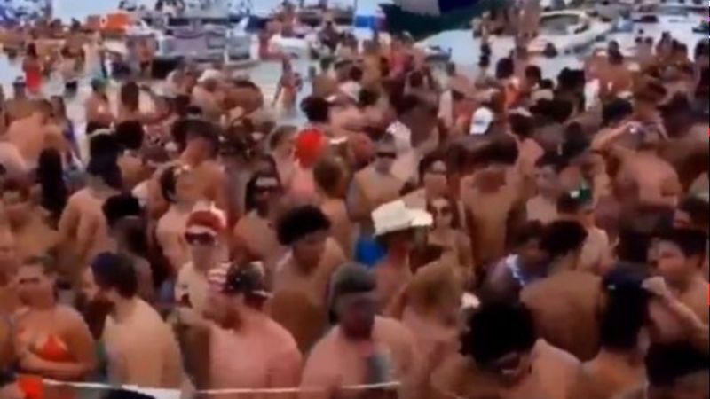 ABD'de önlemsiz koronavirüs partisi