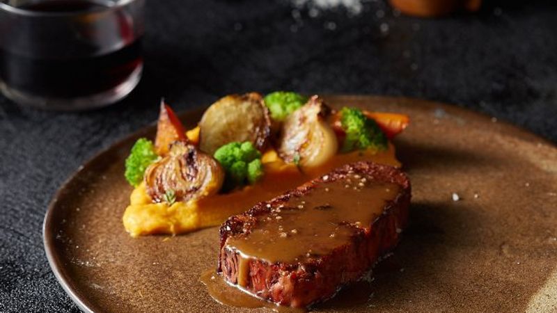 Üç boyutlu baskıyla üretilen bitkisel et tanıtıldı