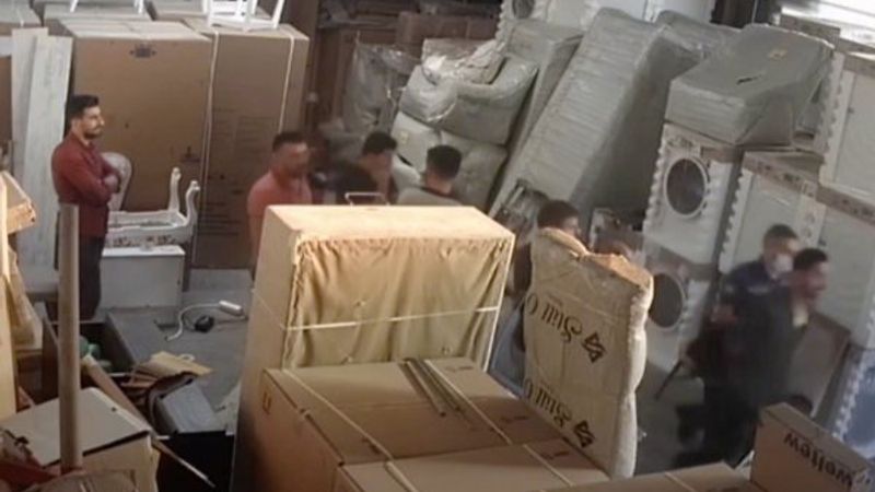 Antalya'da çamaşır makinesi çalan hırsız tutuklandı