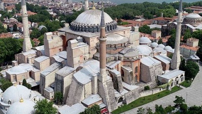 Ayasofya'nın cami olmasına karşı çıkanların listesi