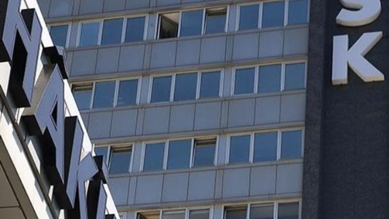 FETÖ irtibatlı 26 hakim ve savcı görevden uzaklaştırıldı