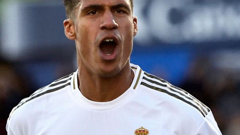 Raphael Varane: VAR'ı biz kontrol etmiyoruz