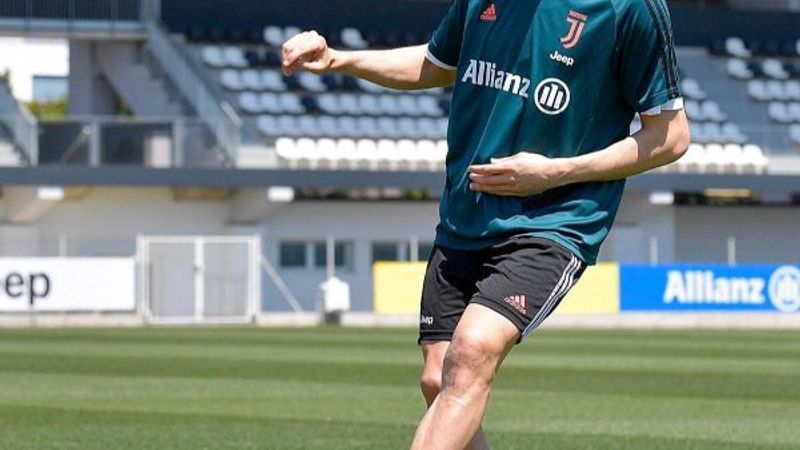 Merih Demiral sahalara geri döndü